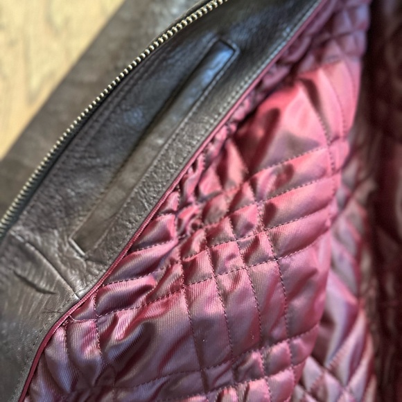 Marc Jacob New York Leather w/ Shearling Collar - Picture 10 of 16